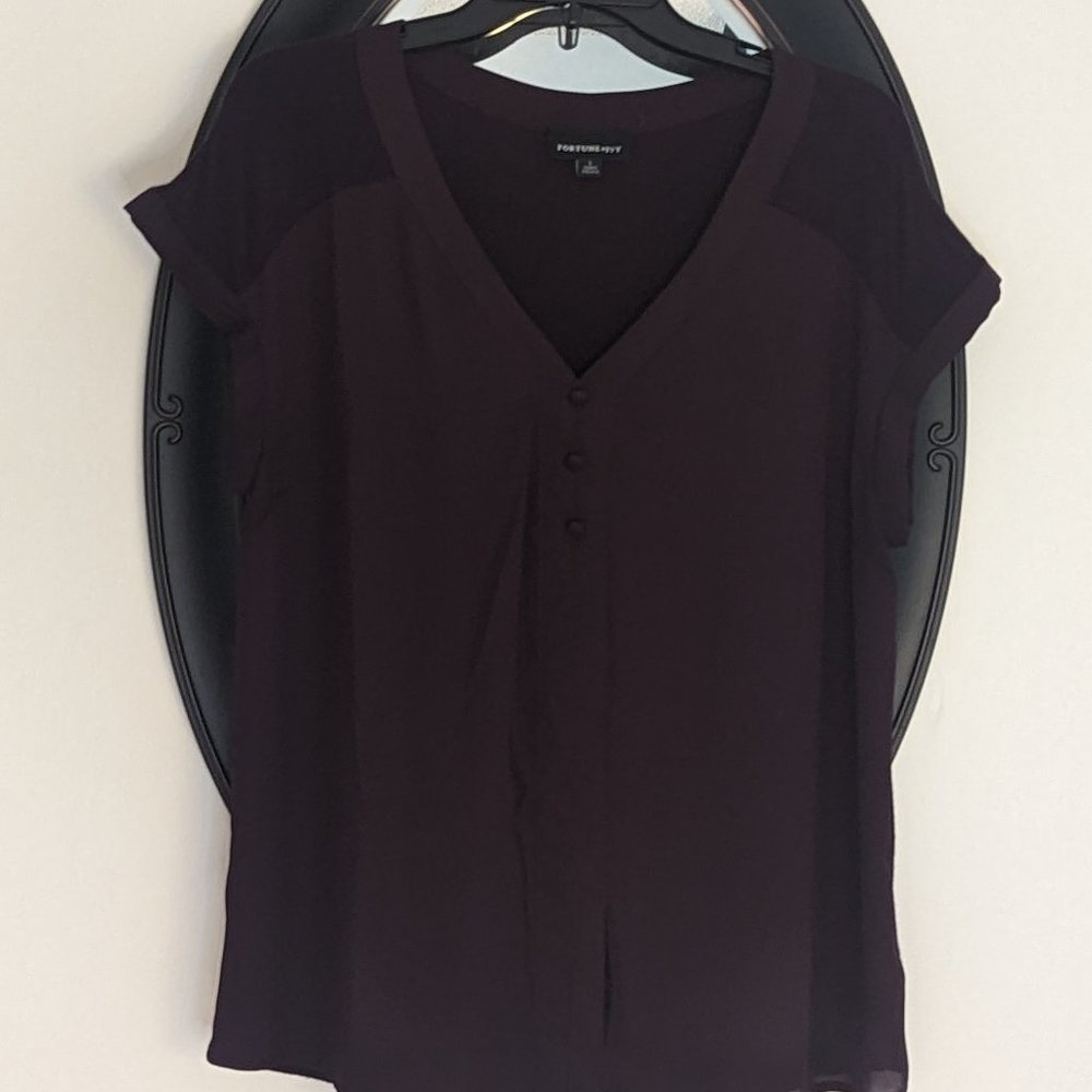 Gently used Fortune & Ivy Women's Top